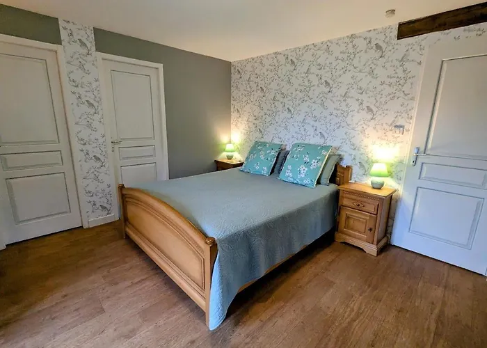 Perce-neige, Les Accacias